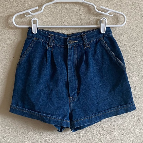 23-24” High waist denim shorts - Picture 3 of 7